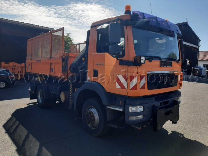 LKW vorne rechts