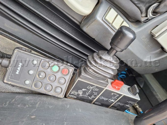 Luftfederung,Kipper und Kranbetriebschalter