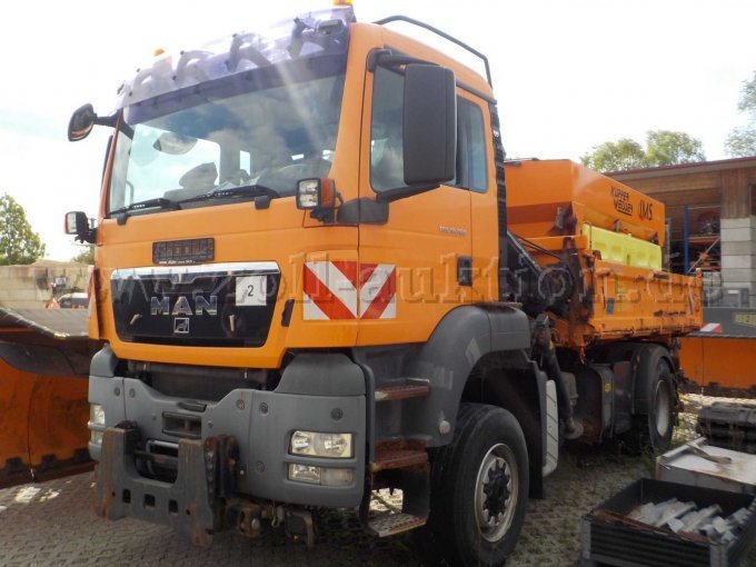 1 LKW MAN TGS 18.360 Mit Ladekran Hiab und Steuer Küpper Weisser – foto 3 – kavel bij Zoll-Auktion, Ammerndorf