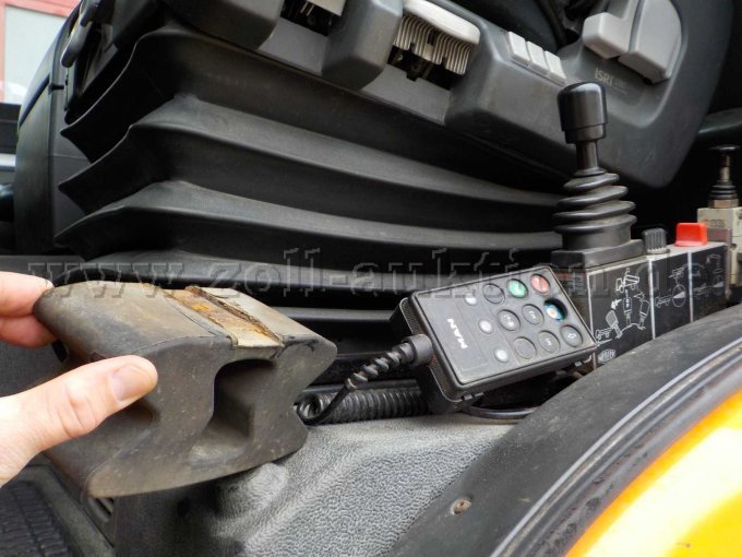 Detailbild Gummipuffer Blattfeder