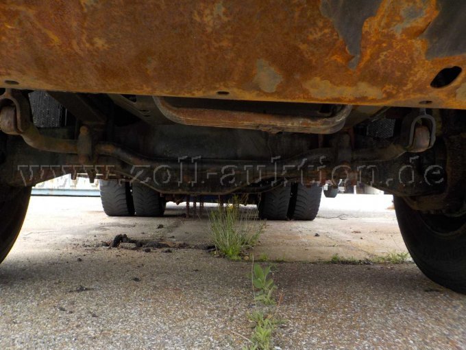Detailbild LKW von unten
