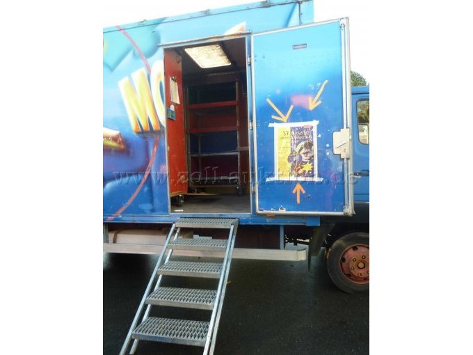 Tür zur Ladefläche