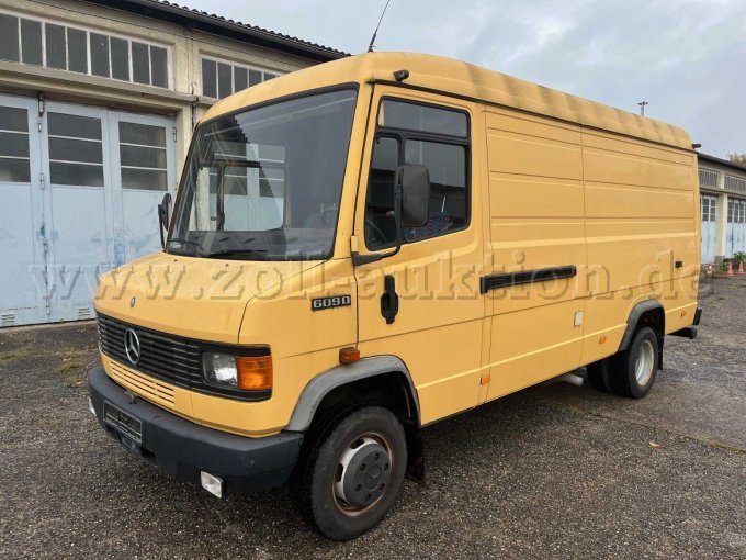 Fahrzeug vorne links