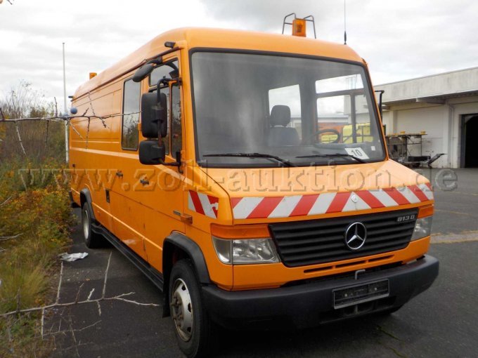 Front- und Seitenansicht LKW