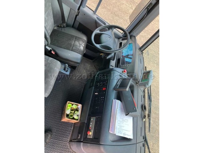 1 vrachtwagen Mercedes-Benz Econic 2629, afvalinzamelwagen – foto 10 – kavel bij Zoll-Auktion, Paderborn