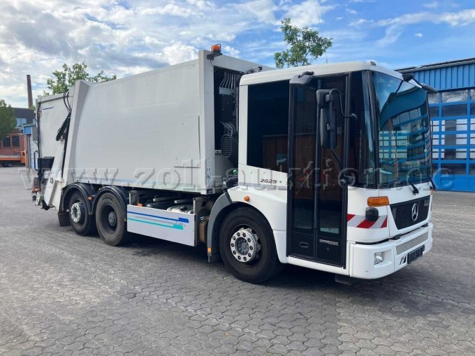 1 vrachtwagen Mercedes-Benz Econic 2629, afvalinzamelwagen – foto 2 – kavel bij Zoll-Auktion, Paderborn