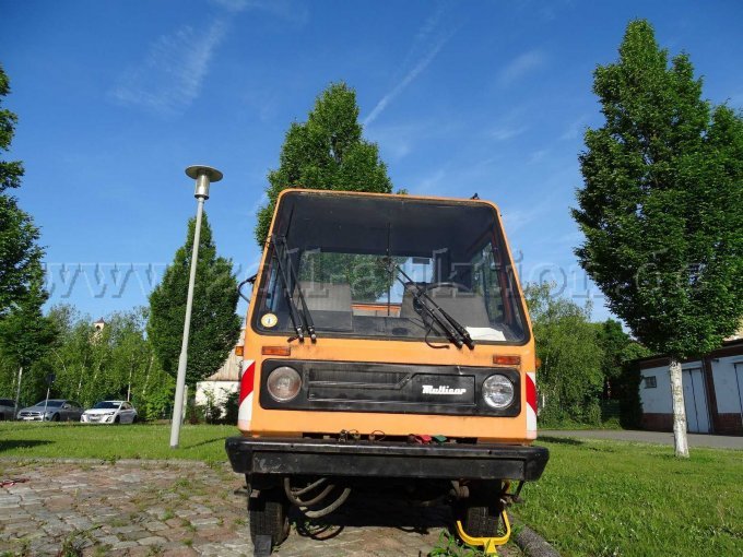 Multicar M 26 Gesamtansicht von vorne