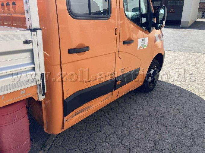 Streifschaden Tür