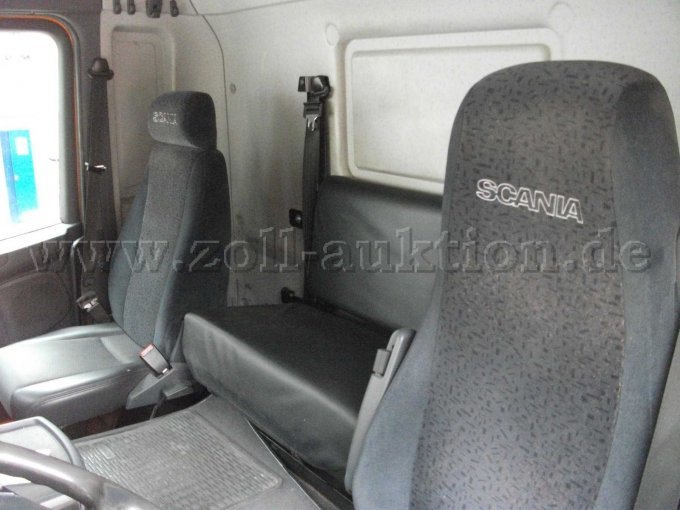 1 LKW Scania – Faun-Zöller Müllsammelfahrzeug G 400 8x2 bedingt funktionsfähig – foto 8 – kavel bij Zoll-Auktion, Schwabach