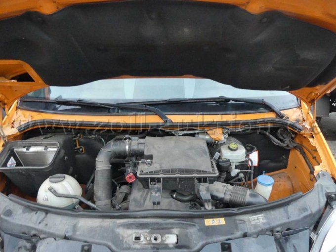 Blickin den Motorraum