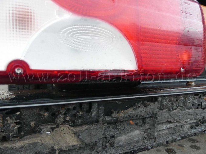 Schaden an einem Leuchtenträger