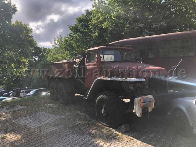 Ural 375 B