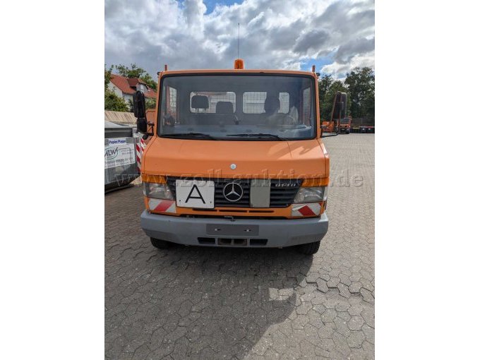 LKW offener Kasten(vorne Frontansicht)