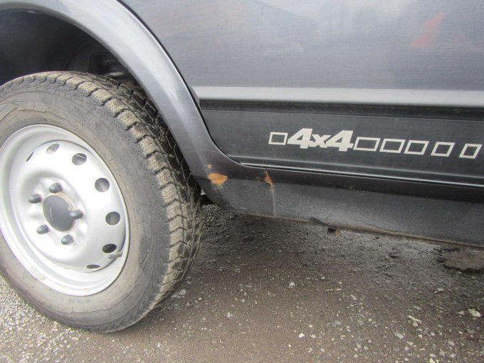 Roststelle Radlauf hinten rechts