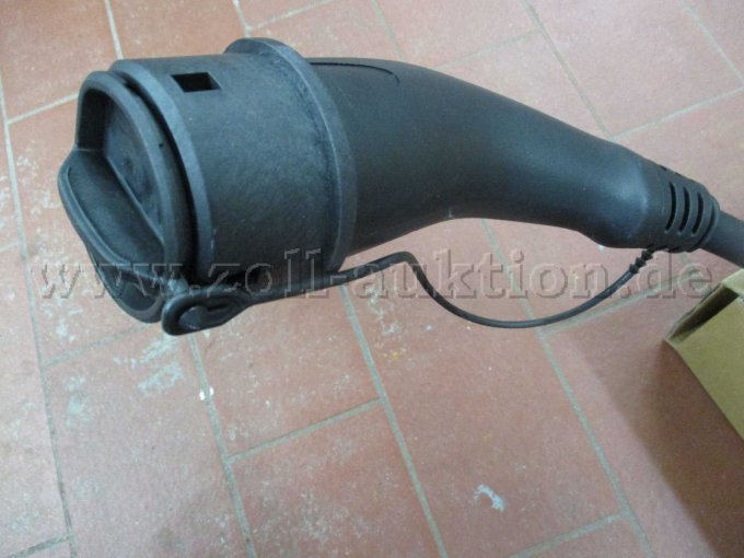 Stecker 3