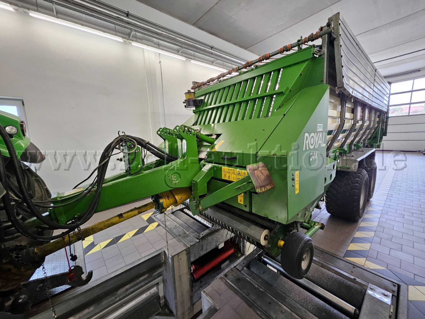 Ladewagen vorne