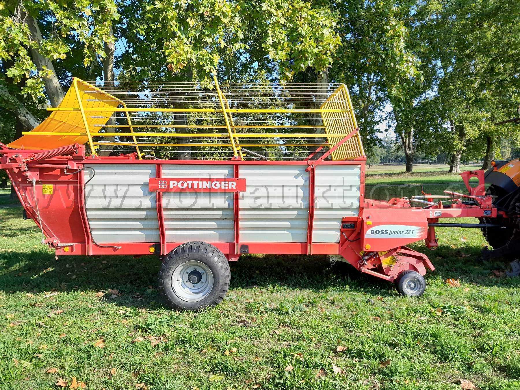 Ladewagen seitlich gesamte Höhe
