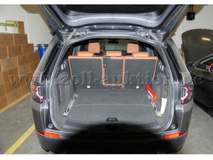 Land Rover Discovery Sport / TD4, SUV in grau - Kofferraum