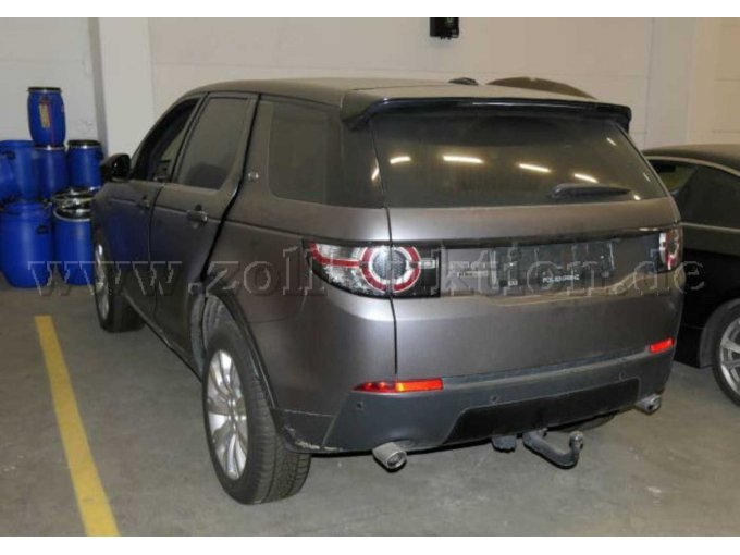 Land Rover Discovery Sport / TD4, SUV in grau - Diagonale hinten links