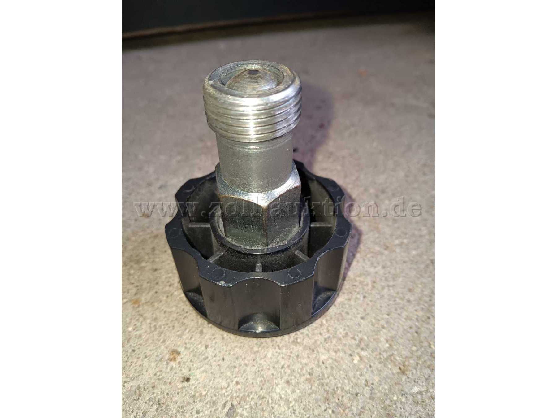 Die Rastbolzen für die 2. Ablageebene, so wie auf diesem Bild, sind nicht mehr vorhanden