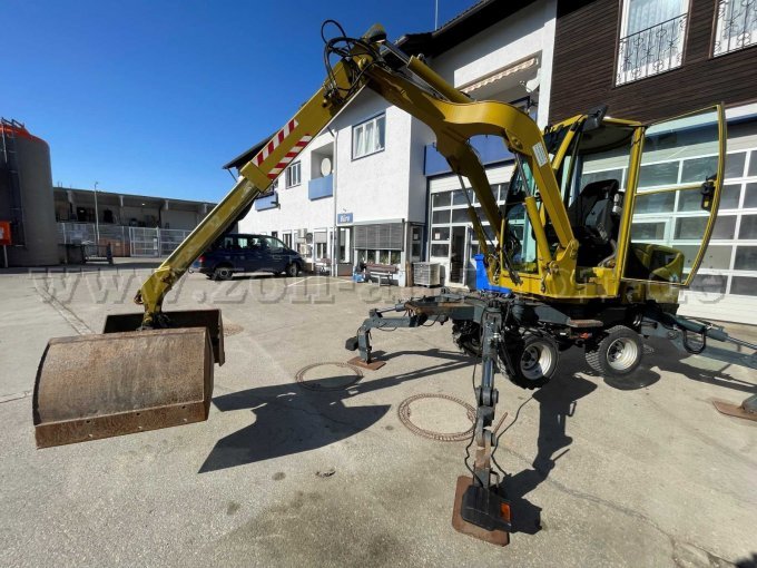 Seite links, Arm ausgefahren