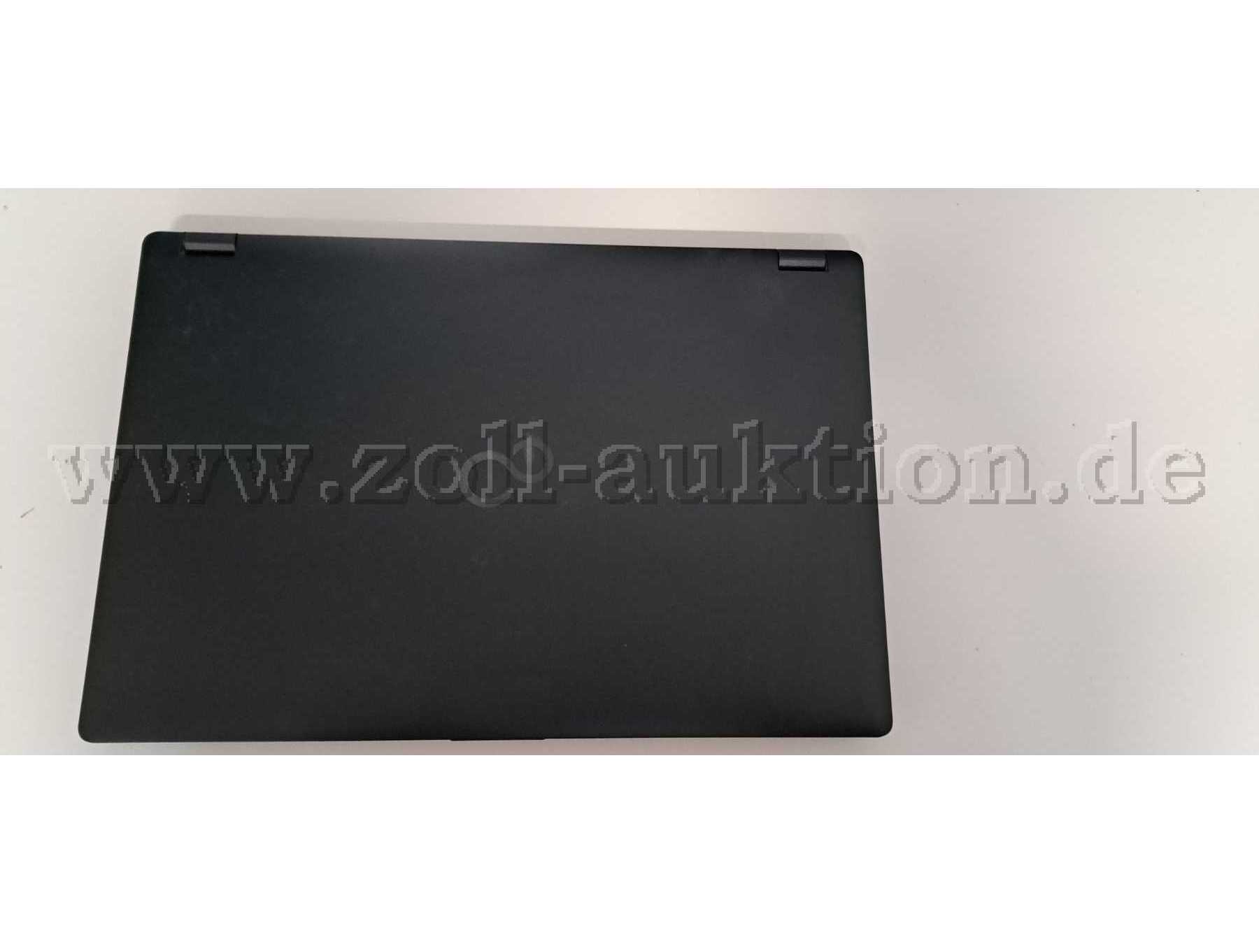 Fujitsu Lifebook E558 oben