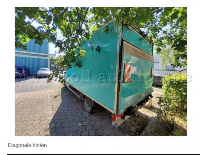 Mercedes Sprinter 516, Kühltransporter - Diagonale hinten. Ladeklappe schließt nicht vollständig.
