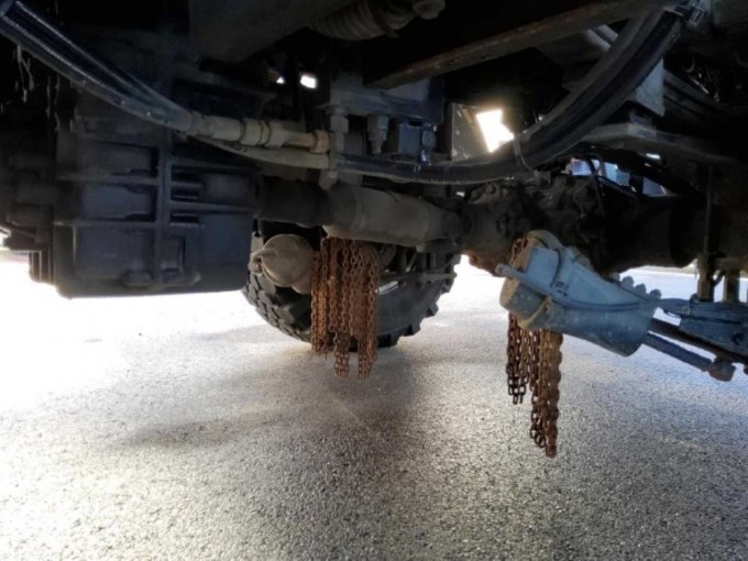 1 Lastkraftwagen MAN LE10.220 4x4 BB + Streugerät + Räumschild – foto 9 – kavel bij Zoll-Auktion, Neusäß
