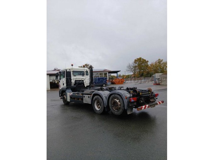 Heckansicht seitlich