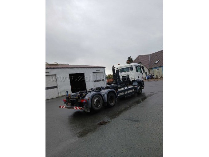 Heckansicht seitlich