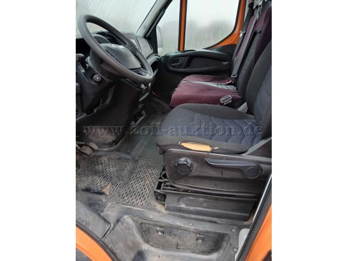 Beschädigung an Sitzpolster