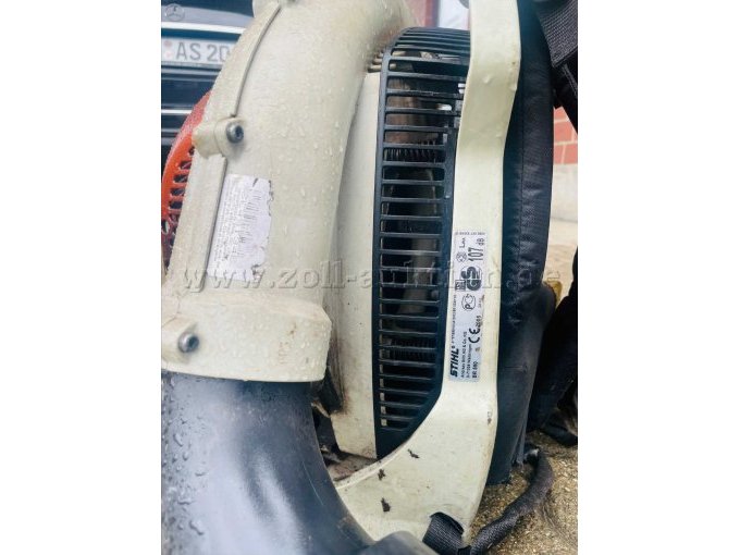 1 bladblazer Stihl BR 550, motorstoring – foto 4 – kavel bij Zoll-Auktion, Speyer
