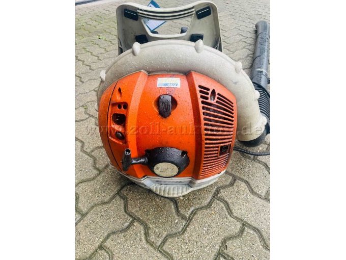 1 bladblazer Stihl BR 550, motorstoring – foto 2 – kavel bij Zoll-Auktion, Speyer