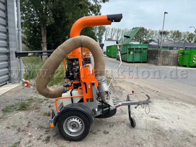 Seitenansicht Rechts des Laubsaugers