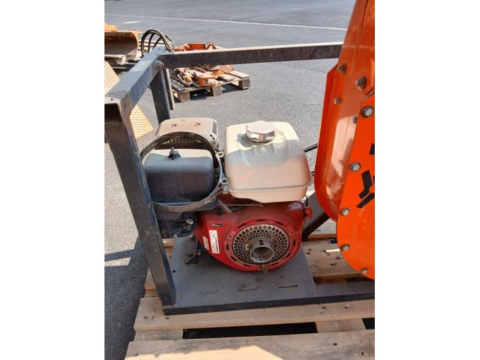 Motor hinten