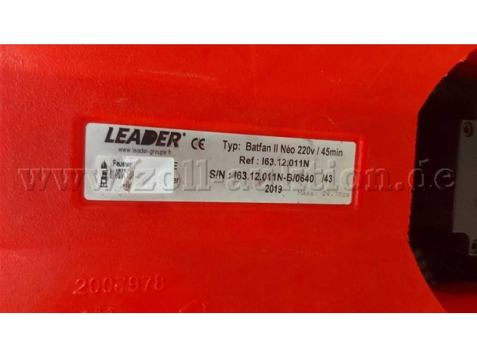 Ansicht Leader Lüfter Typenschild