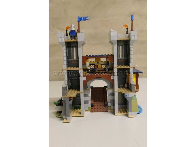Lego Creator 31120 Mittelalterliche Burg Detailansicht Mittelteil