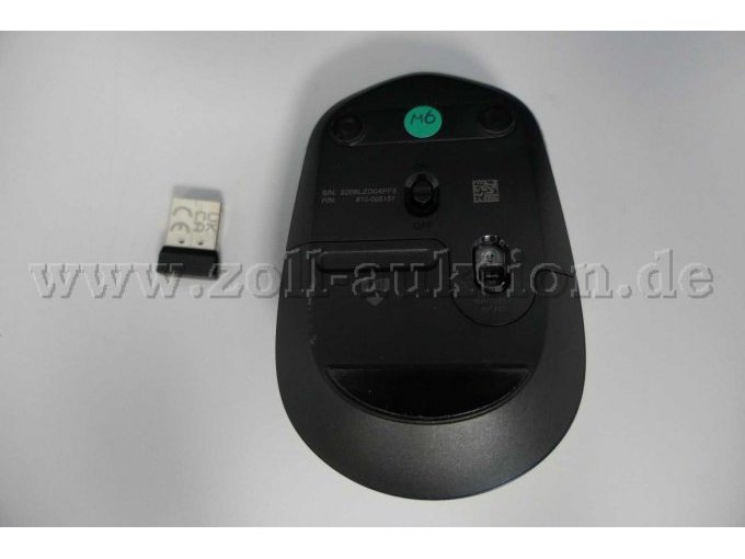 Gesamtansicht der Maus mit USB-Stecker von unten