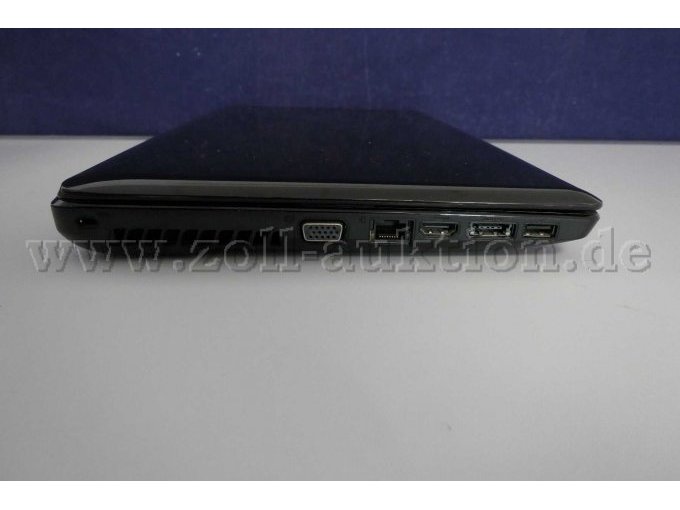 Detailaufnahme der Anschlüsse von links