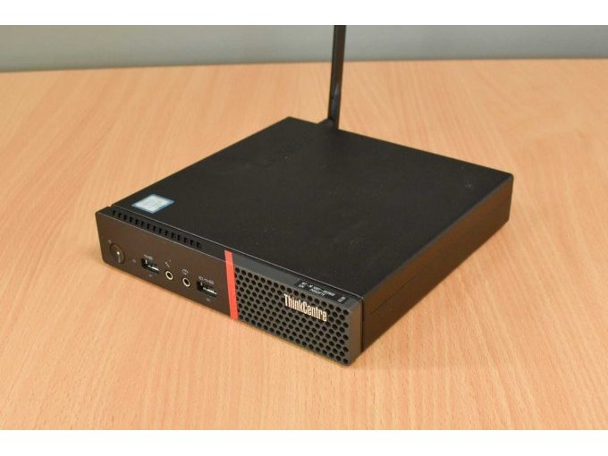 Lenovo ThinkCentre M700 Desktop-Mini PC
Vorderansicht