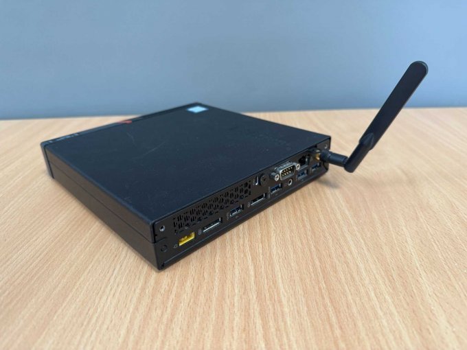 Lenovo ThinkCentre M700 Desktop-Mini PC
Ansicht von hinten