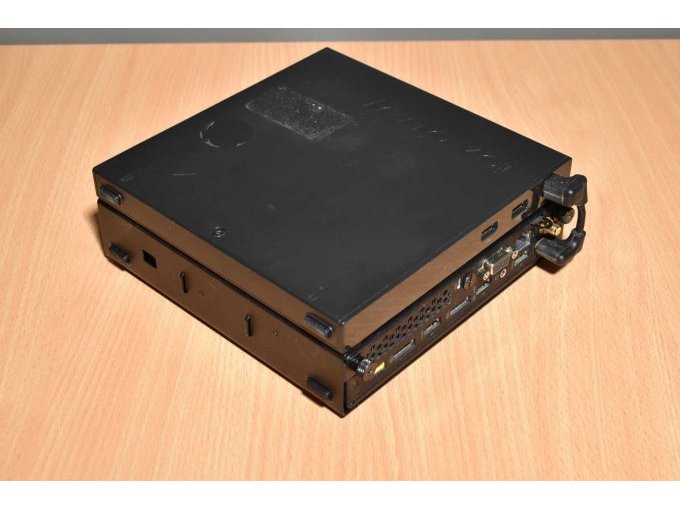 Lenovo ThinkCentre M700 Desktop-Mini PC
Ansicht von oben hinten