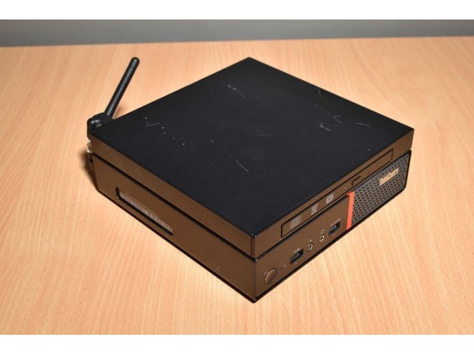 Lenovo ThinkCentre M700 Desktop-Mini PC
Ansicht von vorne