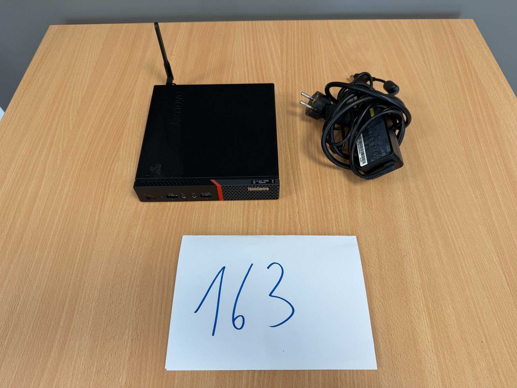 Lenovo ThinkCentre M700 Desktop-Mini PC mit Netzteil