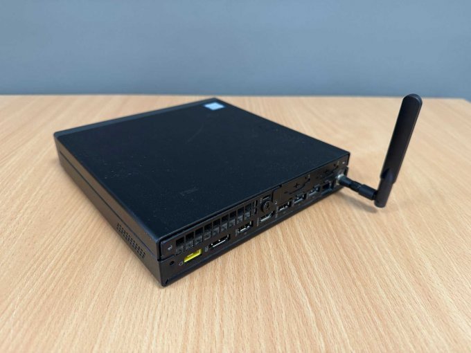 Lenovo ThinkCentre M720q – Desktop-Mini PC
Ansicht von hinten