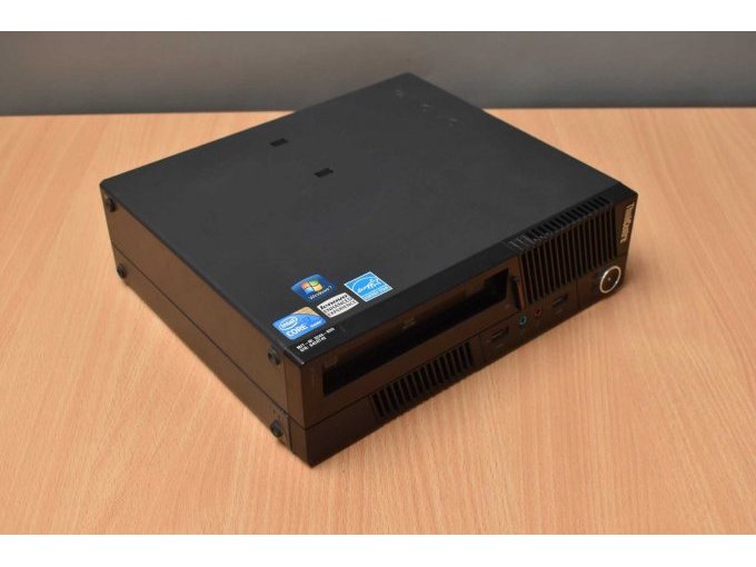 Lenovo ThinkCentre M90 – 3244
Ansicht von vorne