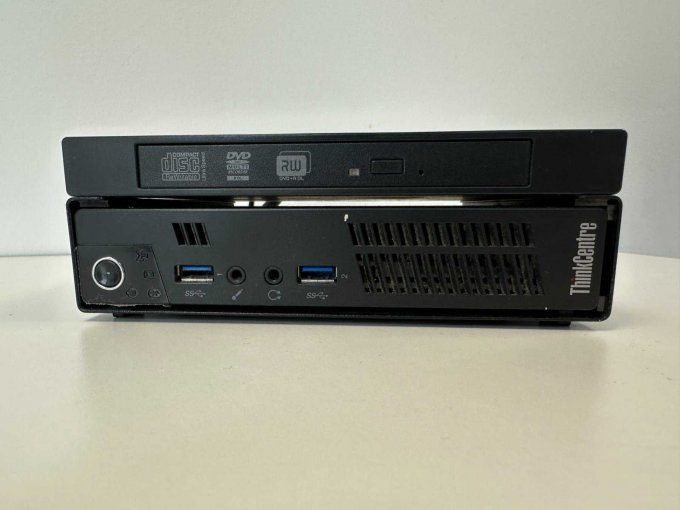 Lenovo ThinkCentre M92 3235 – Tiny Desktop
Vrderansicht