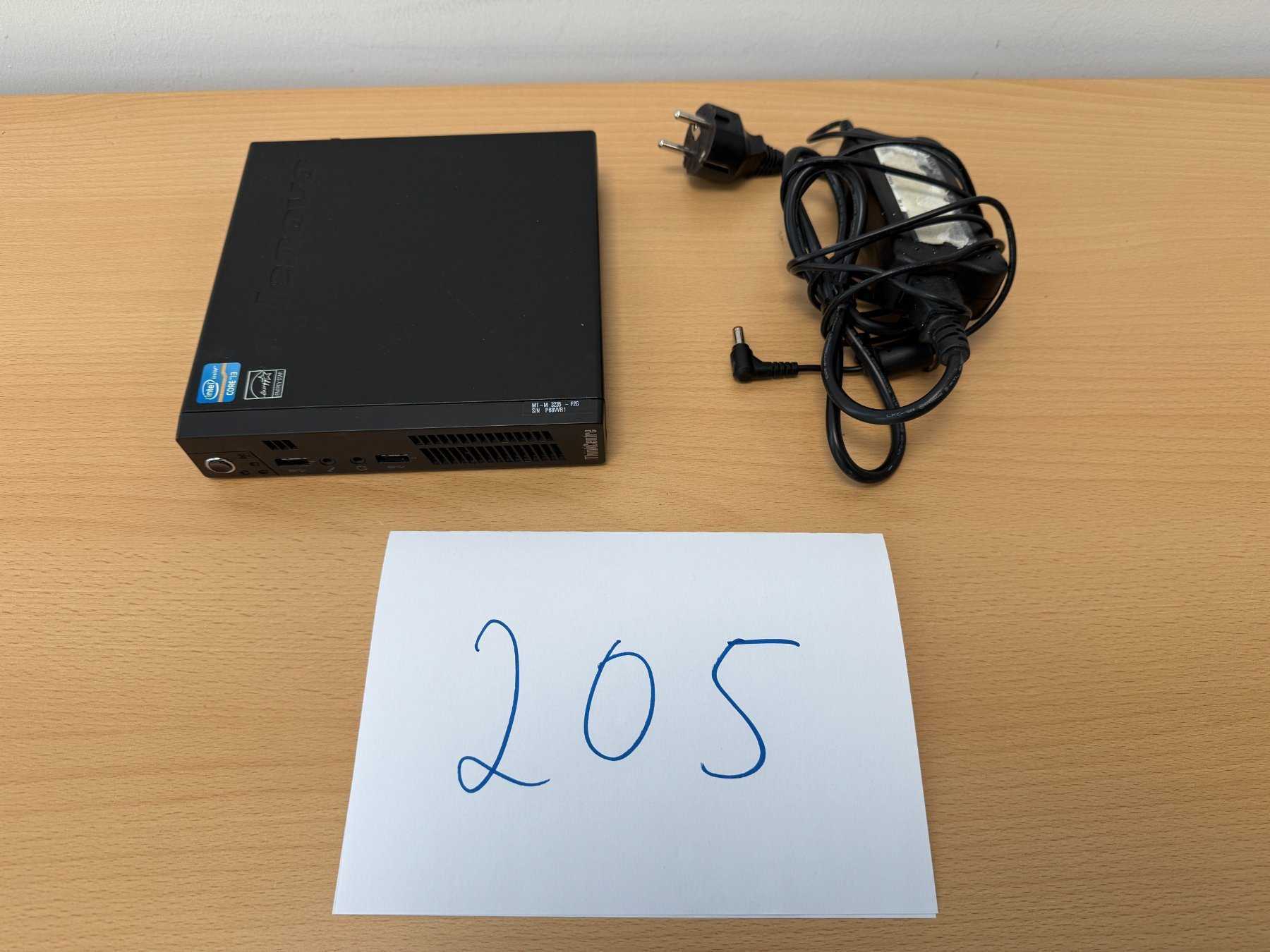 Lenovo ThinkCentre M92 3235 – Tiny Desktop mit Netzteil