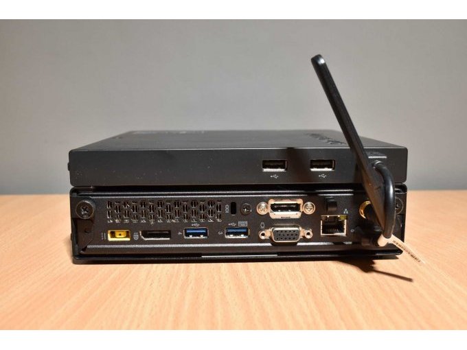 Lenovo ThinkCentre M93 10A5 – Tiny Desktop
Ansicht der Anschlüsse