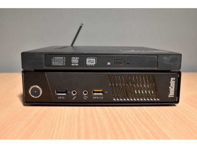 Lenovo ThinkCentre M93 10A5 – Tiny Desktop
Frontalansicht